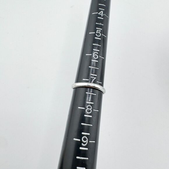 Vintage Rhinestone Oval Cluster Cocktail Ring Silver Tone Retro Glam Statement - Picture 11 of 11